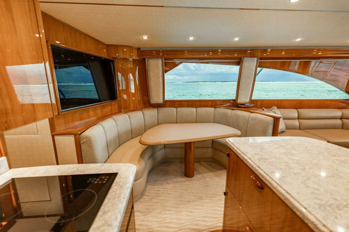 2017 Viking 66 