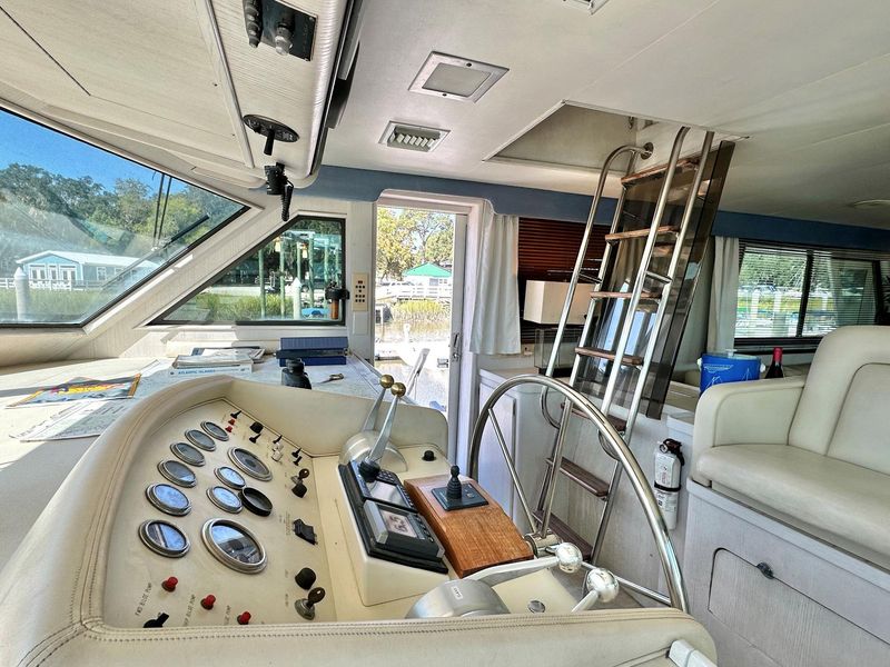 1987 Hatteras 54 Motoryacht