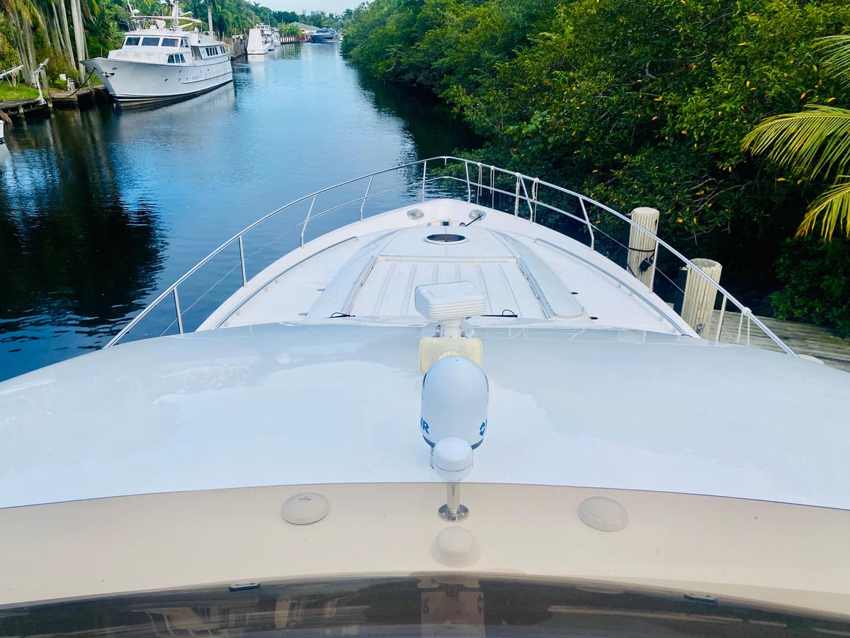 2006 Viking Sport Cruisers 70 
