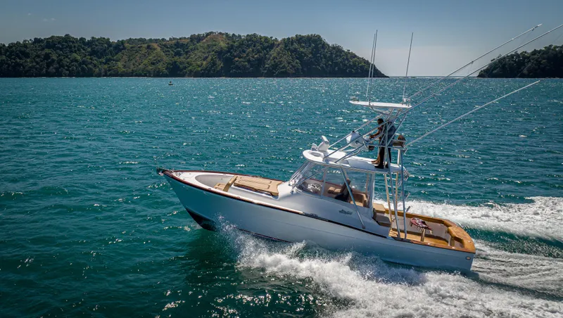 Game On Yacht Photos Pics 