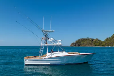 Maverick Yachts Costa Rica 36 Walkaround