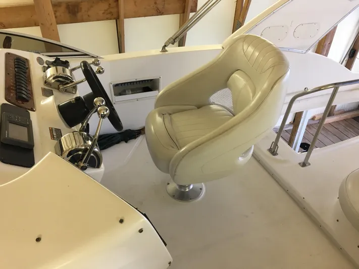 Carousel Yacht Photos Pics 