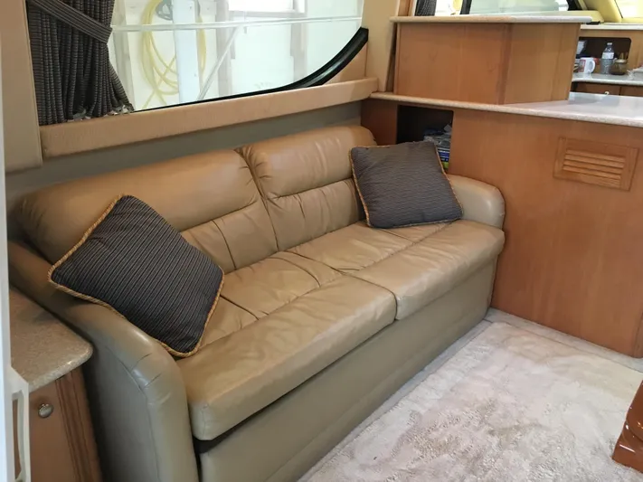 Carousel Yacht Photos Pics 