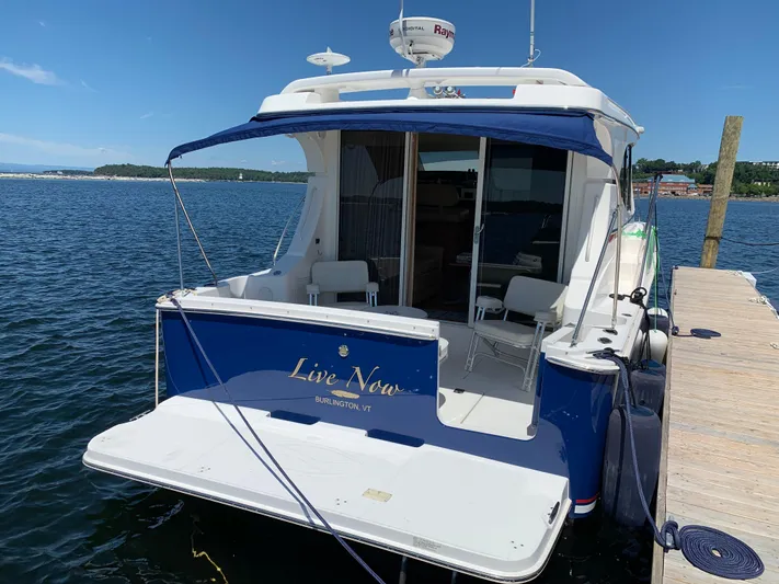 Live Now Yacht Photos Pics 2012 Silverton 33 Sport Coupe docked on a sunny day, Burlington, VT.