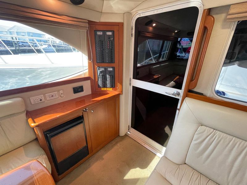 2006 Riviera 37 Flybridge