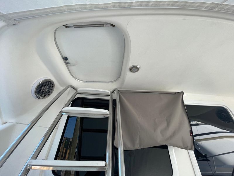 2006 Riviera 37 Flybridge