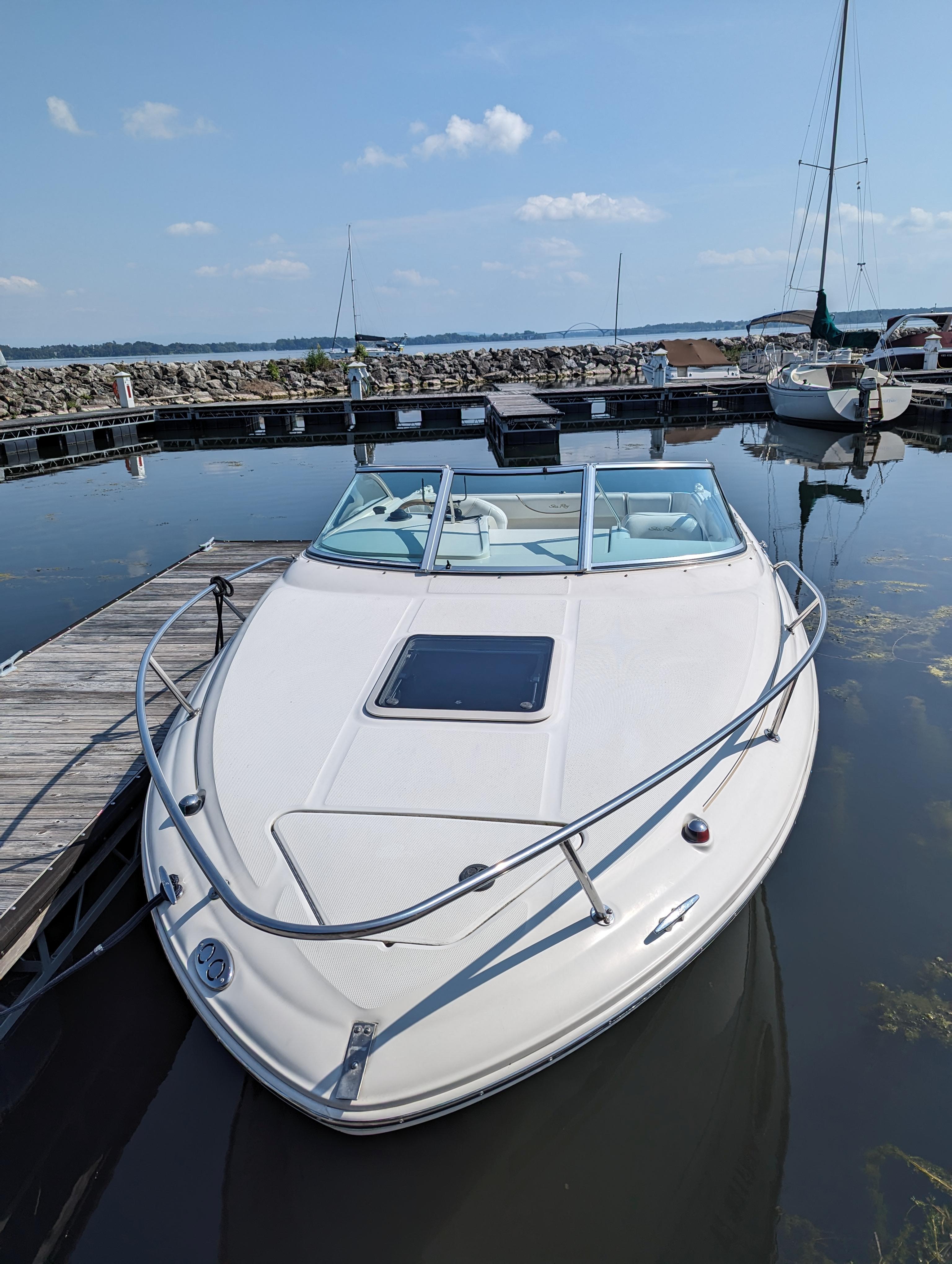 2001 Sea Ray 225 Weekender Cruiser for sale - YachtWorld