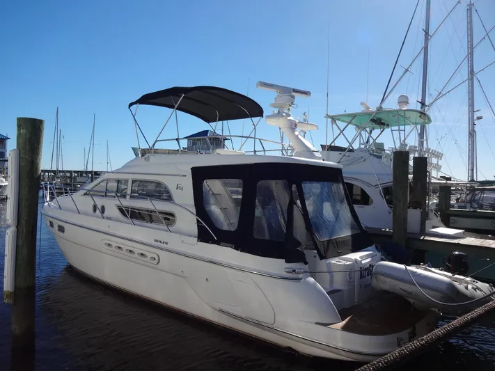 Xtra Cheez Yacht Photos Pics 