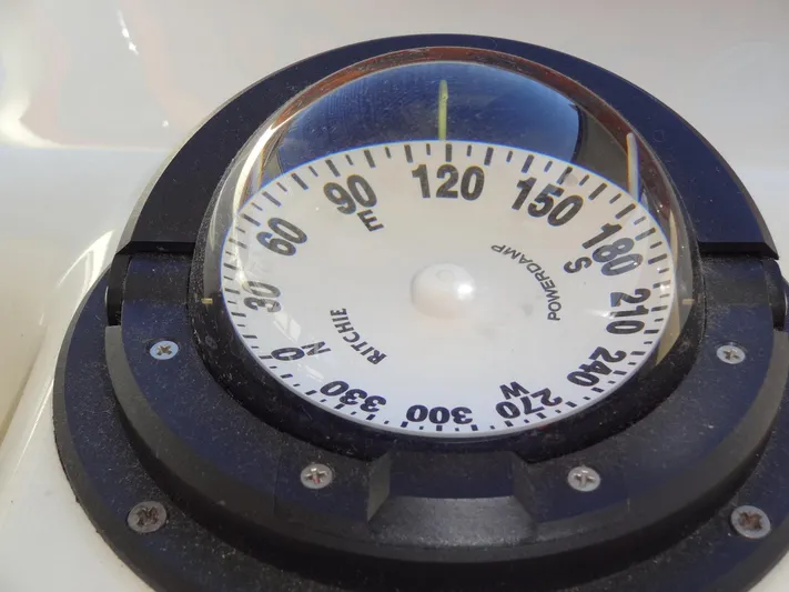 Xtra Cheez Yacht Photos Pics 