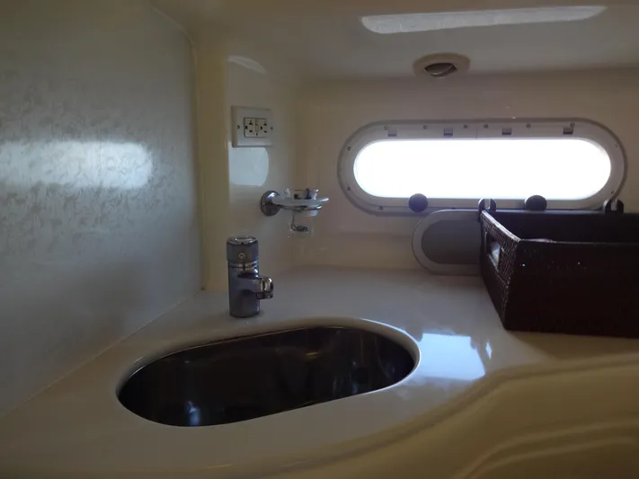 Xtra Cheez Yacht Photos Pics 