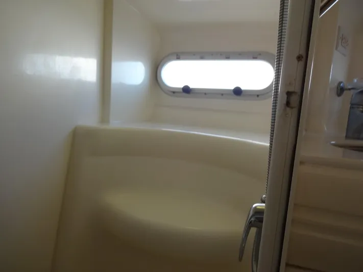 Xtra Cheez Yacht Photos Pics 