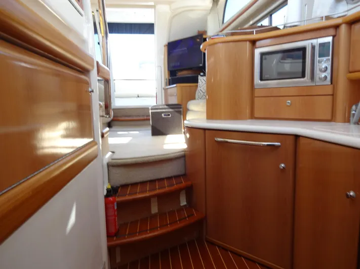 Xtra Cheez Yacht Photos Pics 