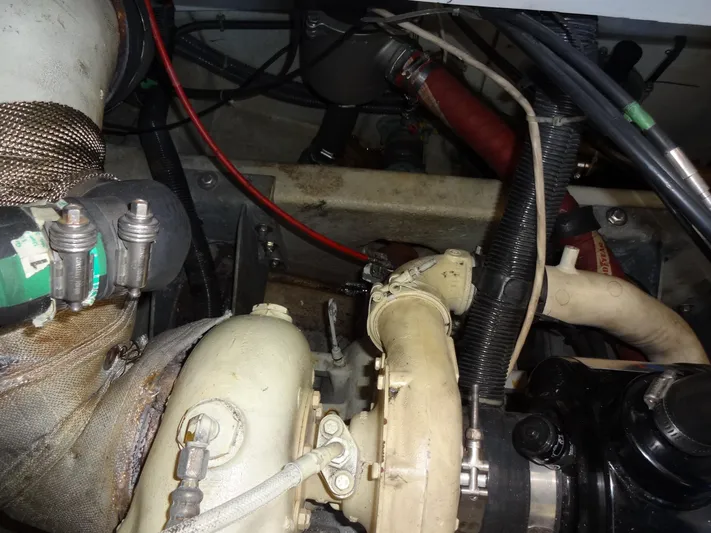 Xtra Cheez Yacht Photos Pics 