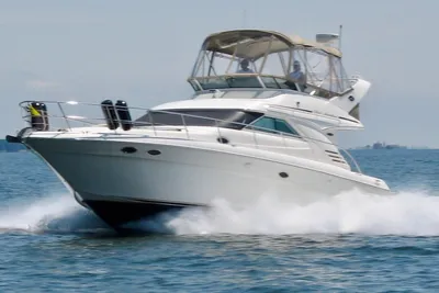 Sea Ray 400 Sedan Bridge