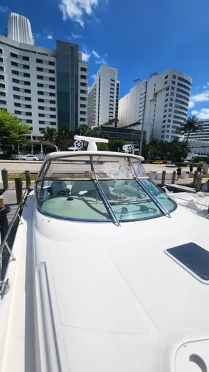 Legacy Yacht Photos Pics 