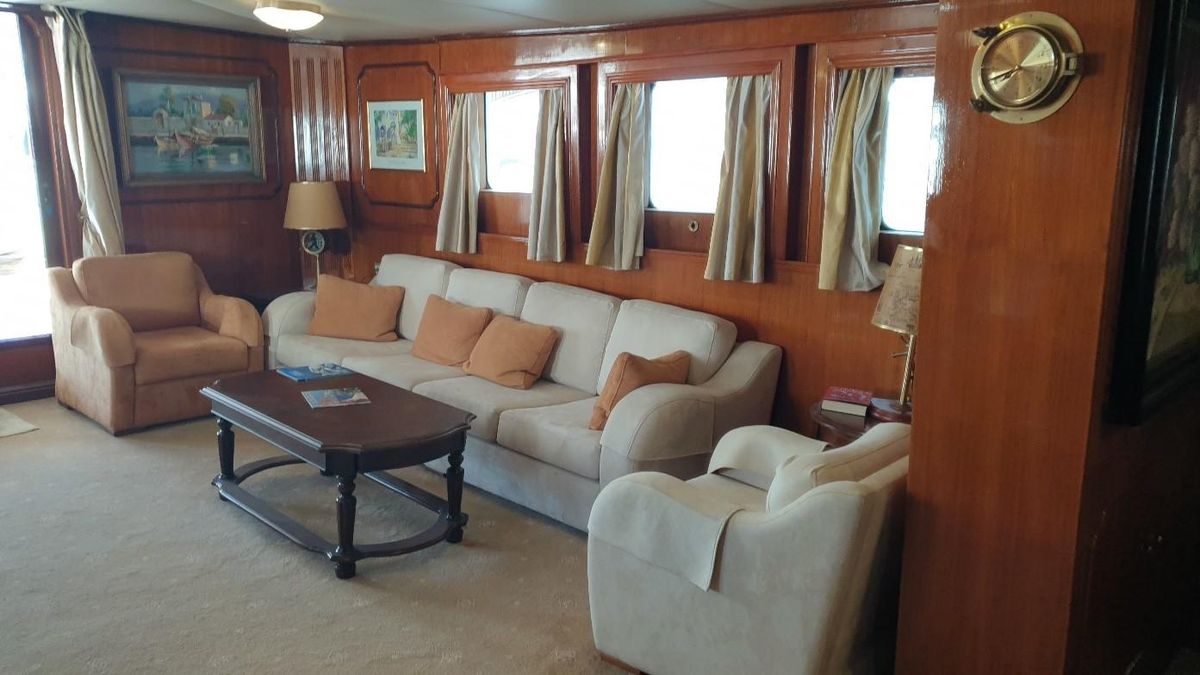 2008 Dutch Barge 124 