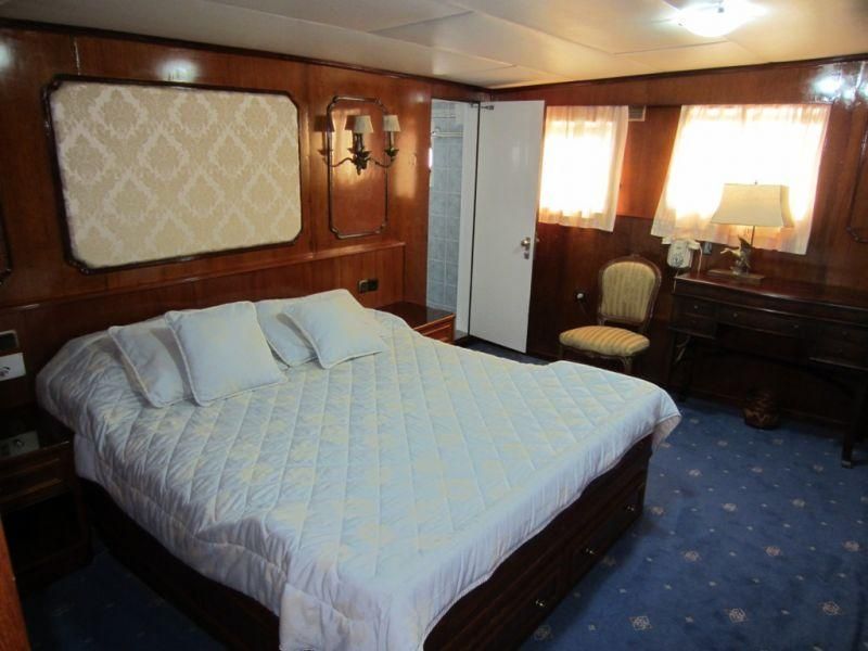 2008 Dutch Barge 124 