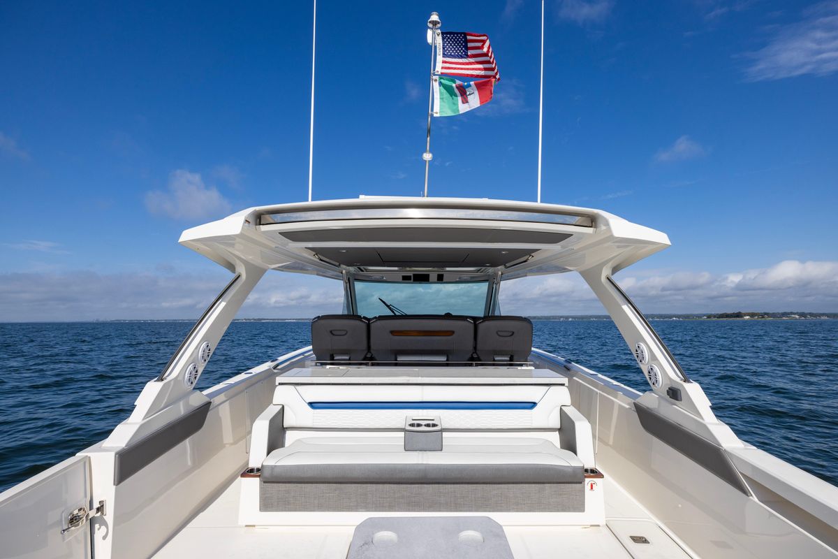 2021 Tiara Yachts 43 