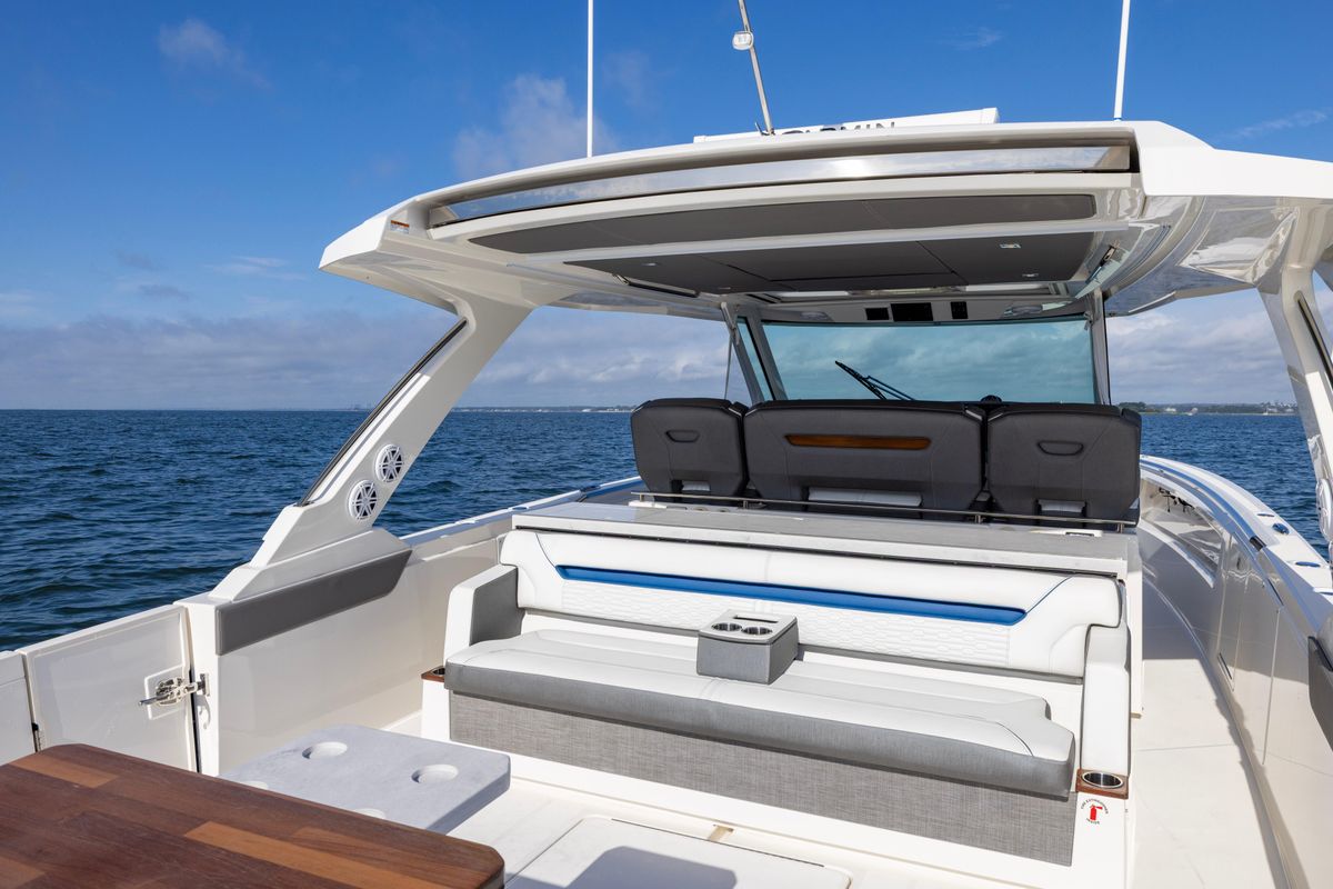 2021 Tiara Yachts 43 