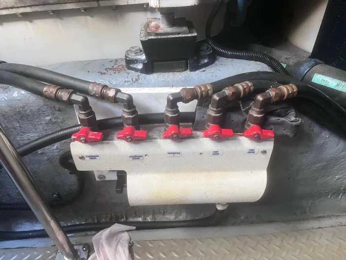 Phantom Yacht Photos Pics 