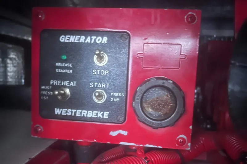 Phantom Yacht Photos Pics 