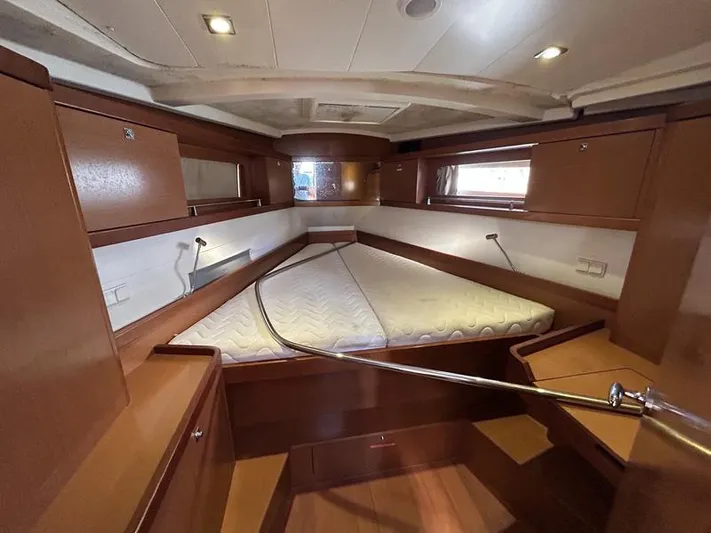 Callisto Yacht Photos Pics 