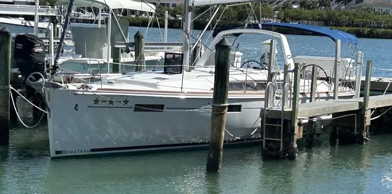 Callisto Yacht Photos Pics 