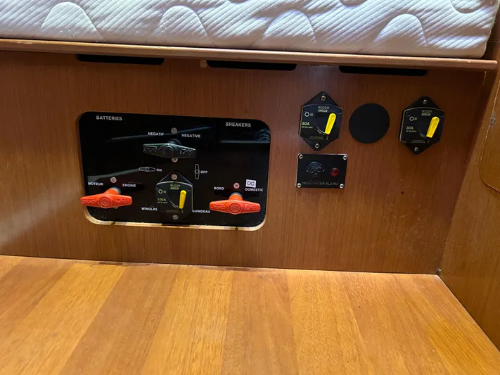 Callisto Yacht Photos Pics 