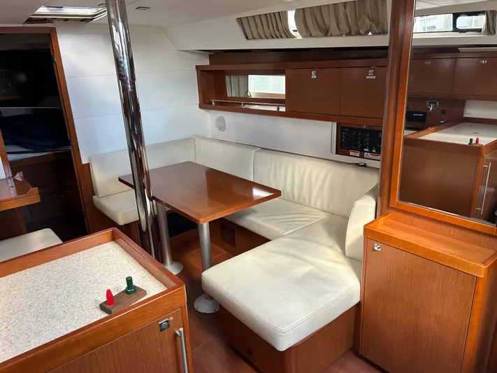 Callisto Yacht Photos Pics 