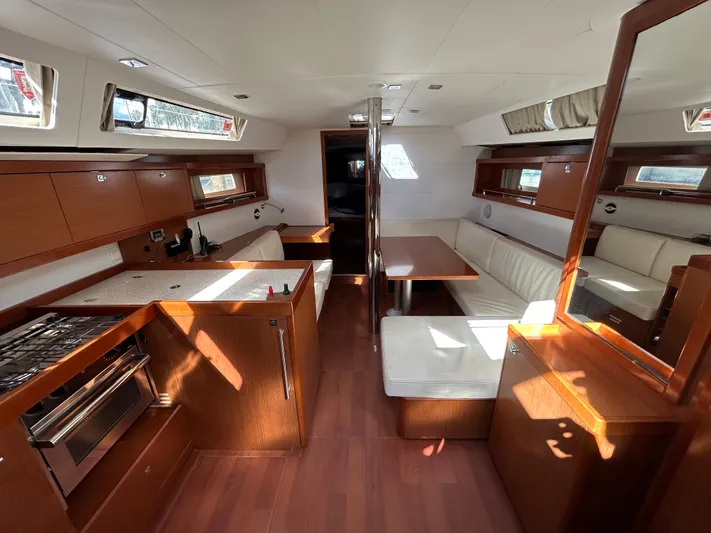 Callisto Yacht Photos Pics 