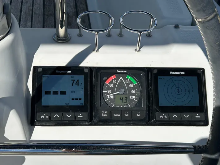 Callisto Yacht Photos Pics 