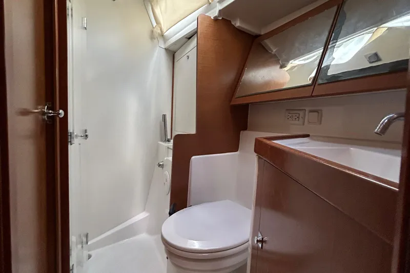 Callisto Yacht Photos Pics 