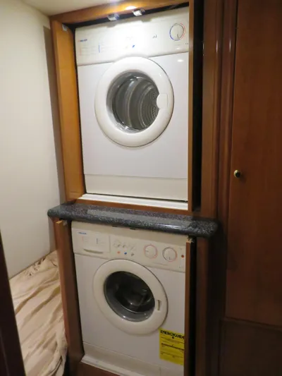 Banditore Yacht Photos Pics 