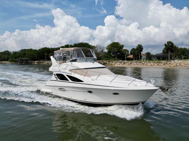 2006 Silverton 38 Sport Bridge
