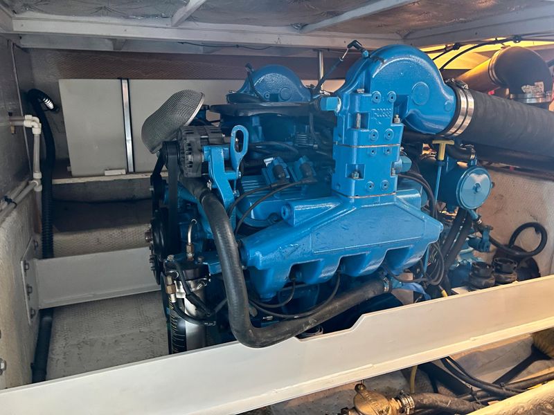 2006 Silverton 38 Sport Bridge