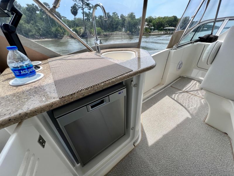 2006 Silverton 38 Sport Bridge