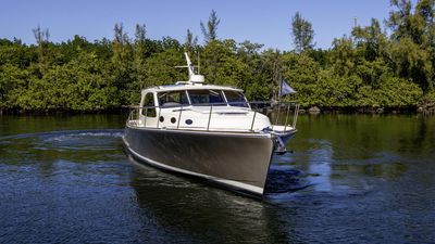 Yacht
