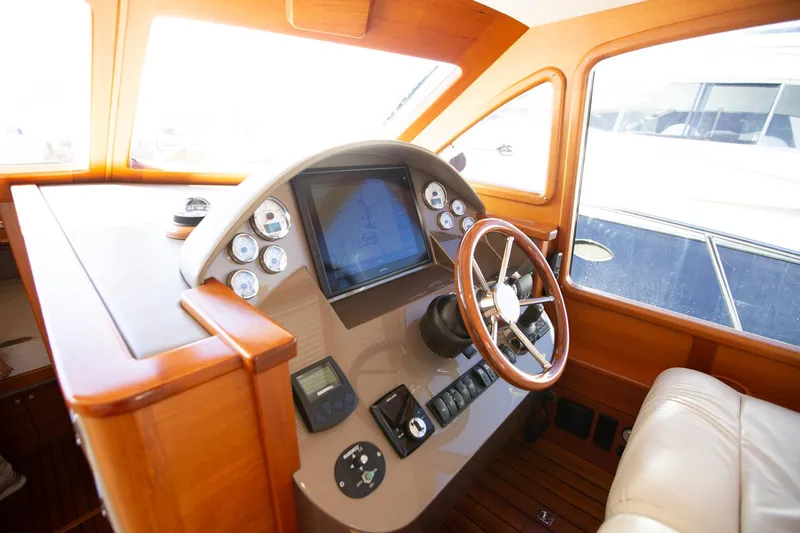 “no Name” Yacht Photos Pics 