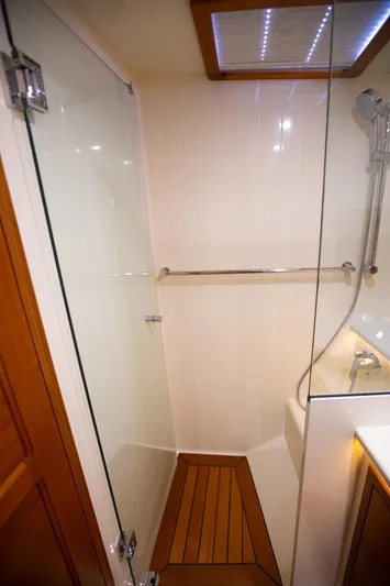 “no Name” Yacht Photos Pics 