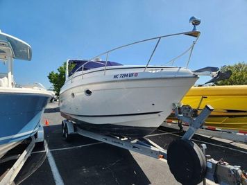 Rinker 270 Fiesta Vee