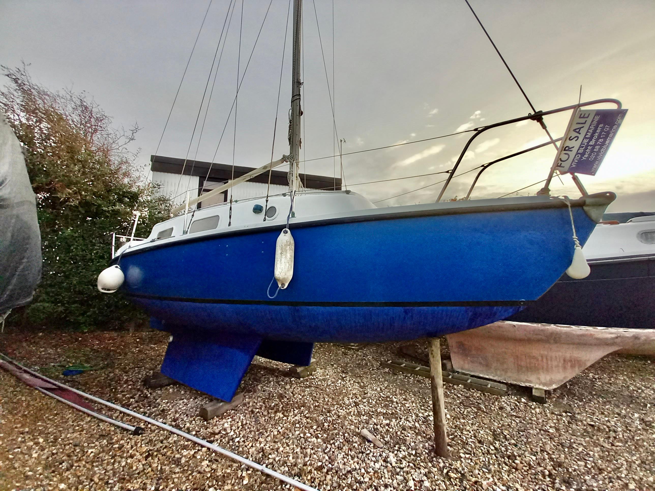 kingfisher 26 yacht