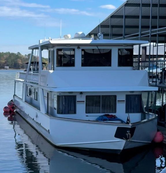 2002 Stardust Cruisers V-Bow Pilothouse Cruiser