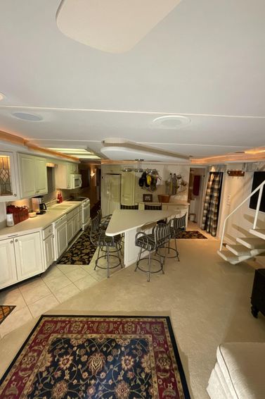 2002-94-stardust-cruisers-v-bow-pilothouse-cruiser