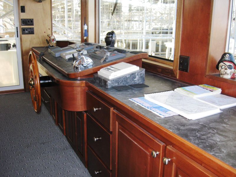 2002 Stardust Cruisers V-Bow Pilothouse Cruiser