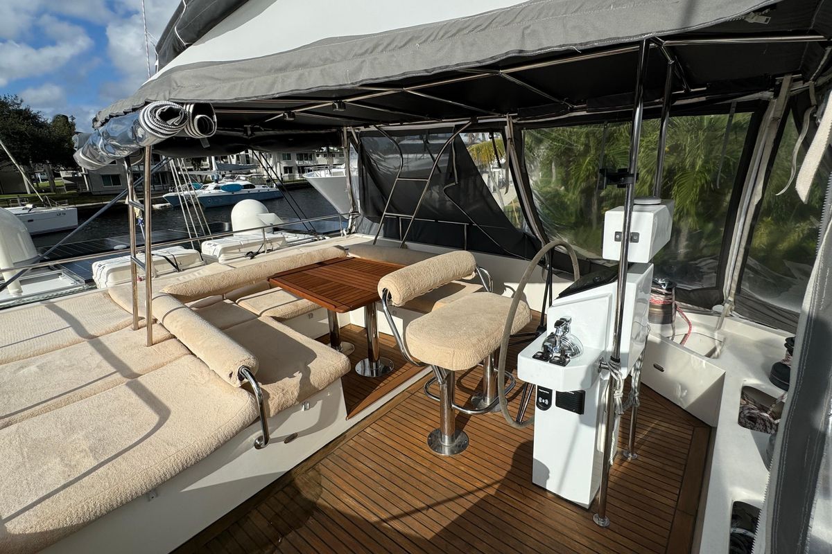 2011 Sunreef 62 