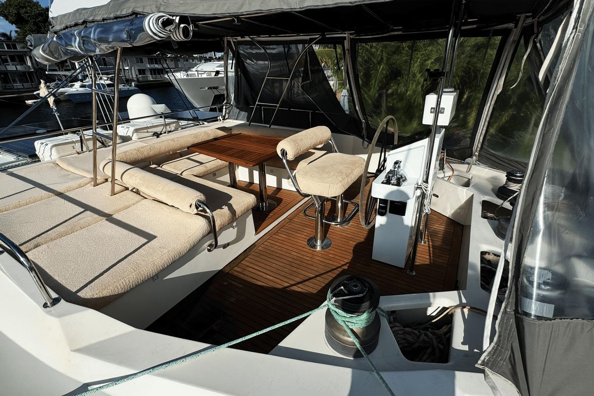 2011 Sunreef 62 