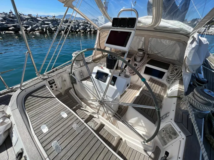  Yacht Photos Pics 1999 Nautor Swan 68