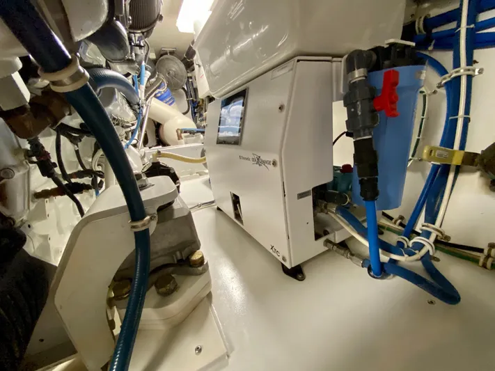 Querencia Yacht Photos Pics 