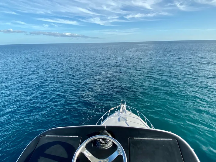 Querencia Yacht Photos Pics 