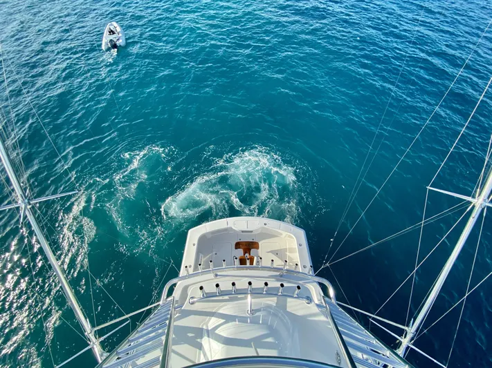 Querencia Yacht Photos Pics 